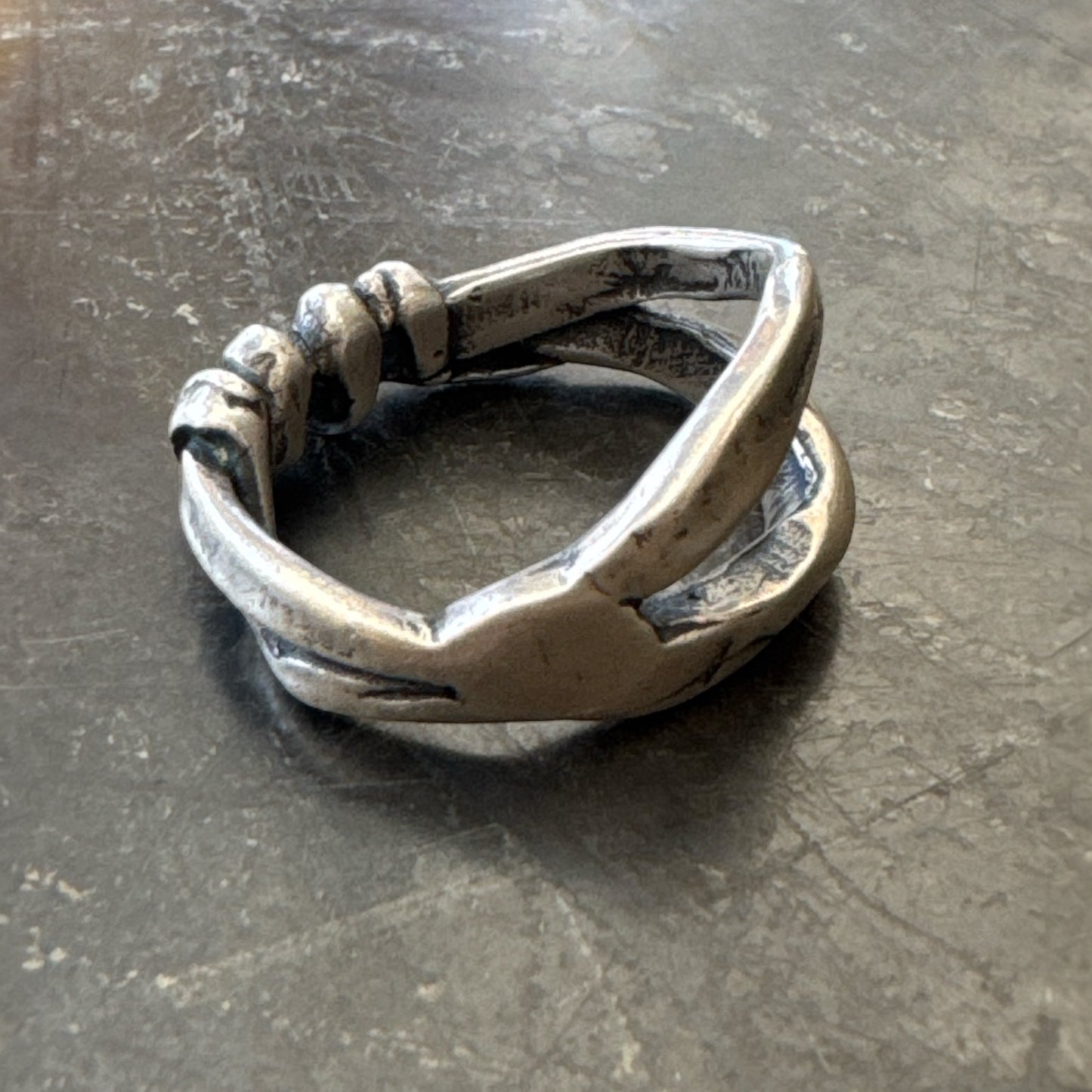 Crevise Silver Ring