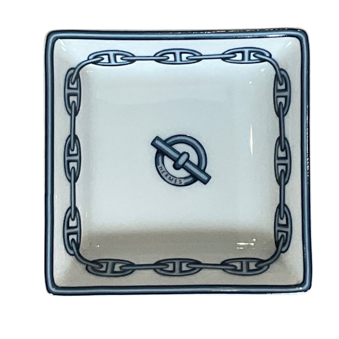 Hermes Paris Chaine d'Ancre Porcelain Trinket Tray – CHURCH Boutique Hermes Paris Chaine d'Ancre Porcelain Trinket Tray – CHURCH Boutique