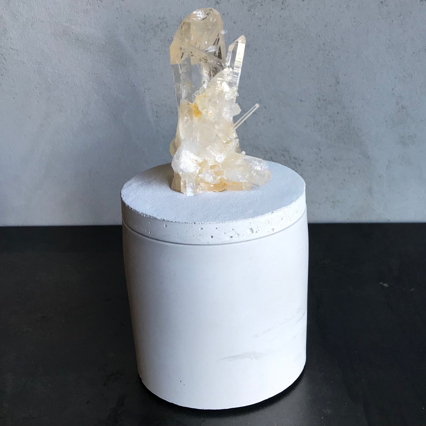 Quartz Crystal Lid Candle