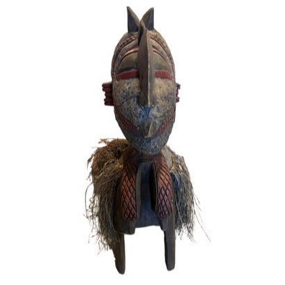Baga Shoulder Mask with Grass