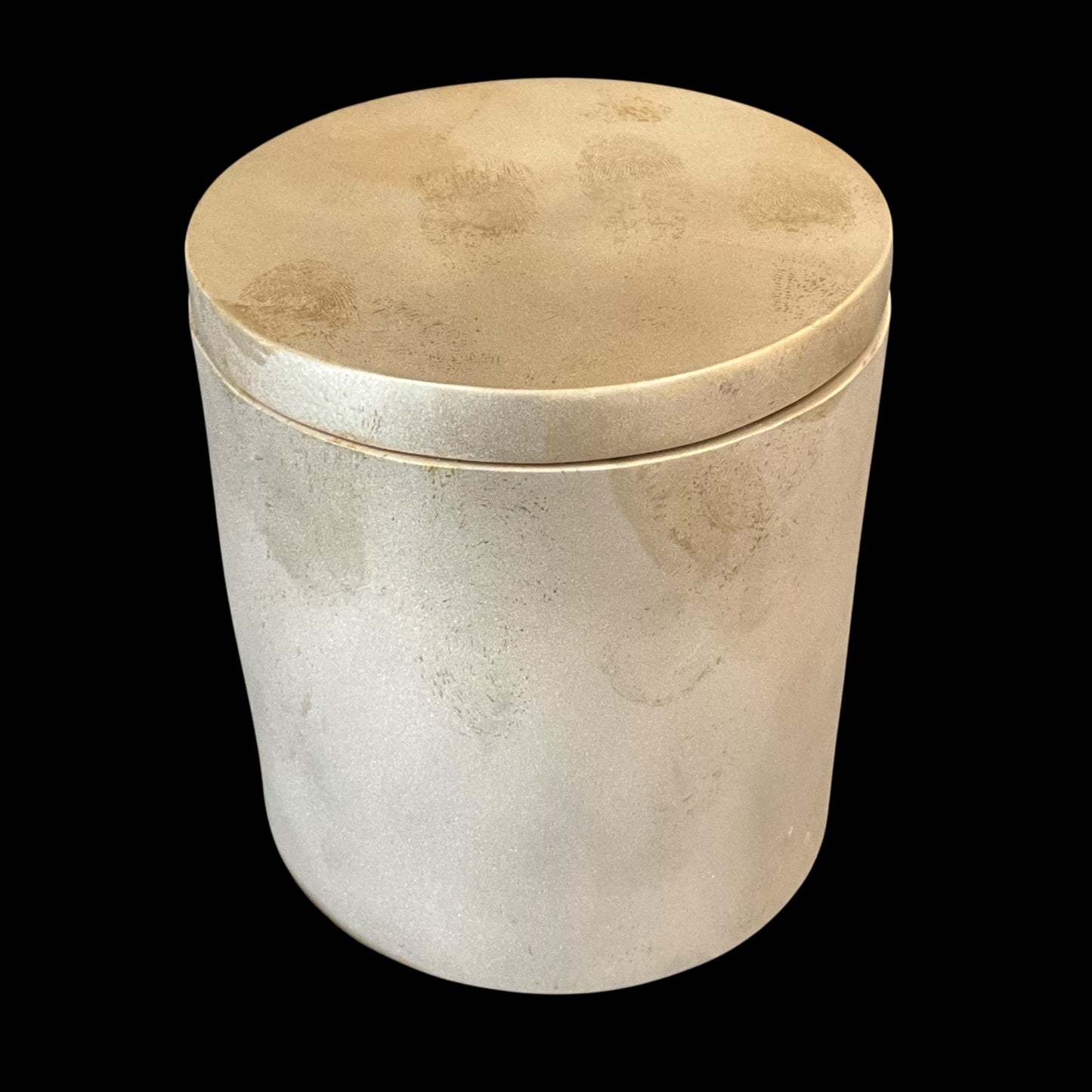 Solid Bronze Gardenia Candle with Lid Z