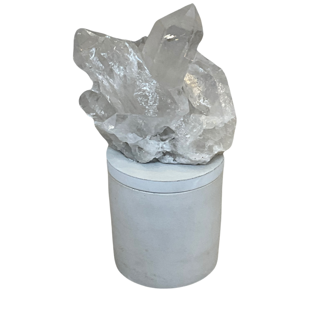 Large Quartz Crystal Generators Lid Gardenia Candle