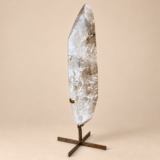 Double Point Quartz On Stand 18 lbs