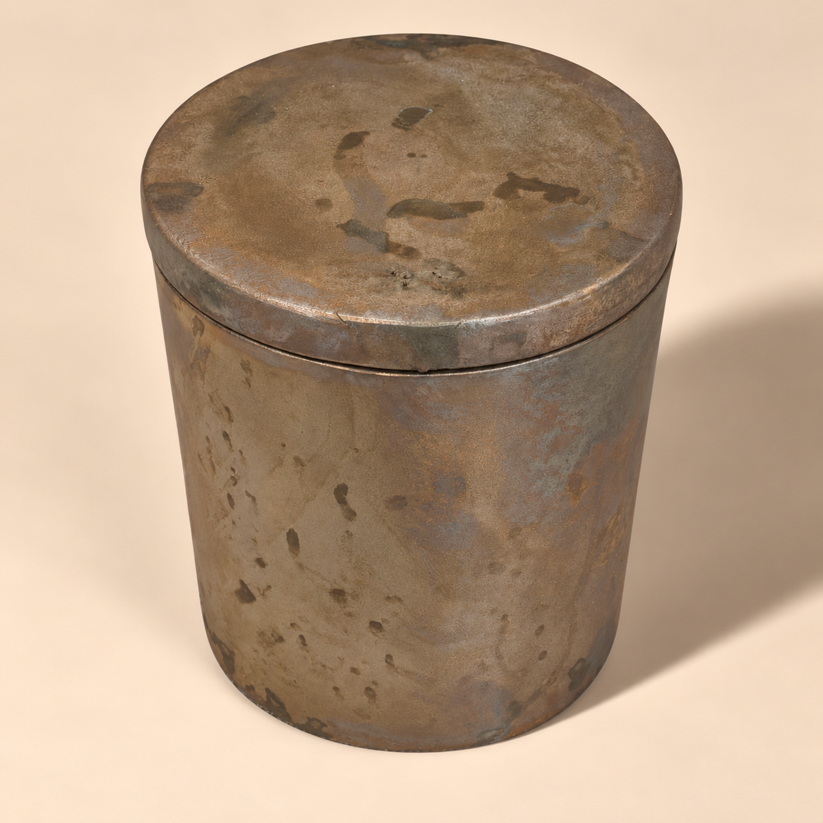 Solid Bronze Gardenia Candle with Lid  #N