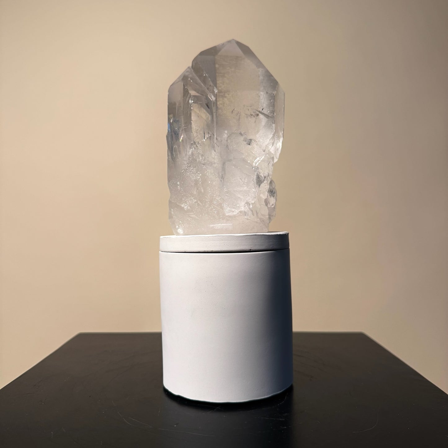 Triple Generator Lumerian Quartz Crystal Lid Gardenia Candle