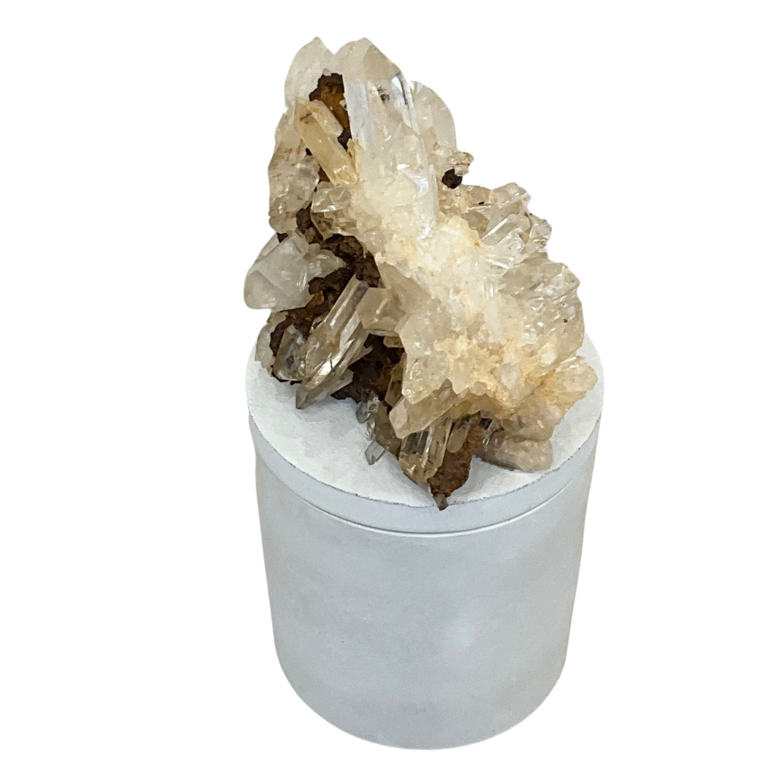 Abstract Quartz Crystal Generators Lid Gardenia Candle