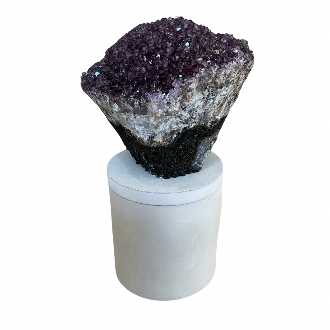 Amethyst Crystal Geode Lid Gardenia Candle