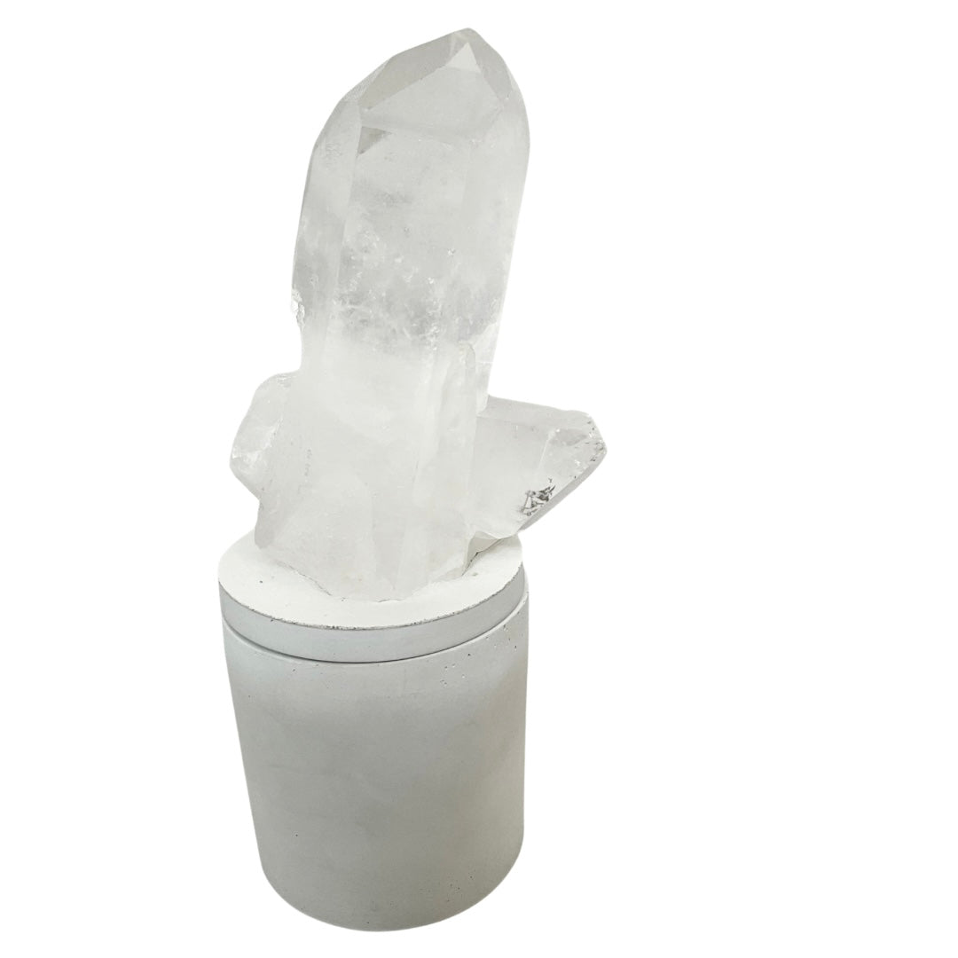 Quartz Crystal Generator Cross Lid Gardenia Candle