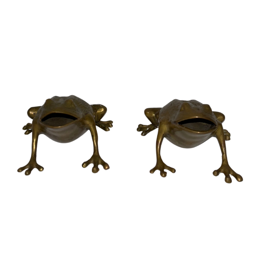 Pair of brass frogs