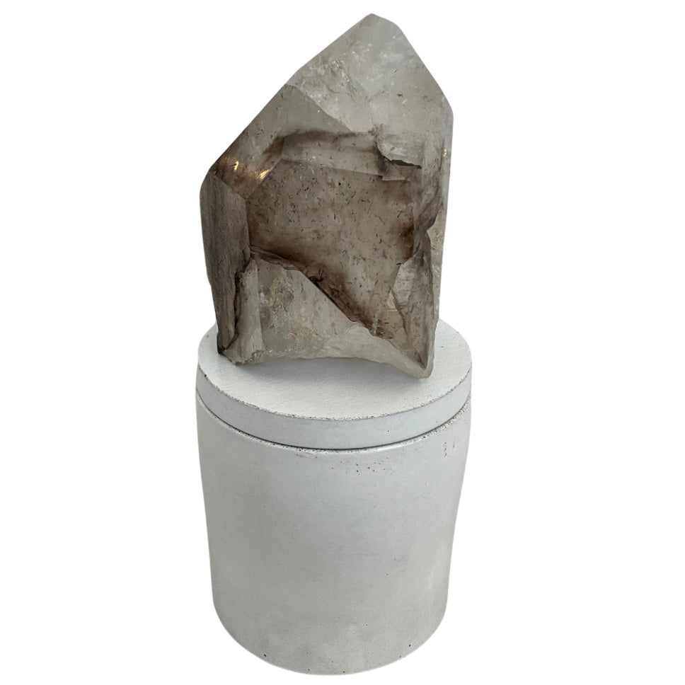 Quartz Crystal Point Lid Gardenia Candle