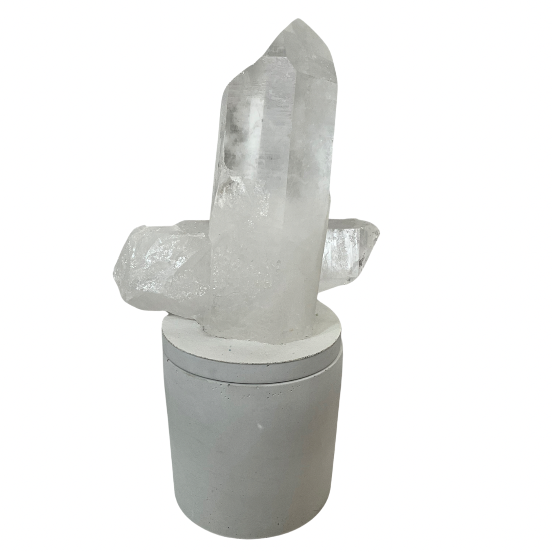 Quartz Crystal Generator Cross Lid Gardenia Candle