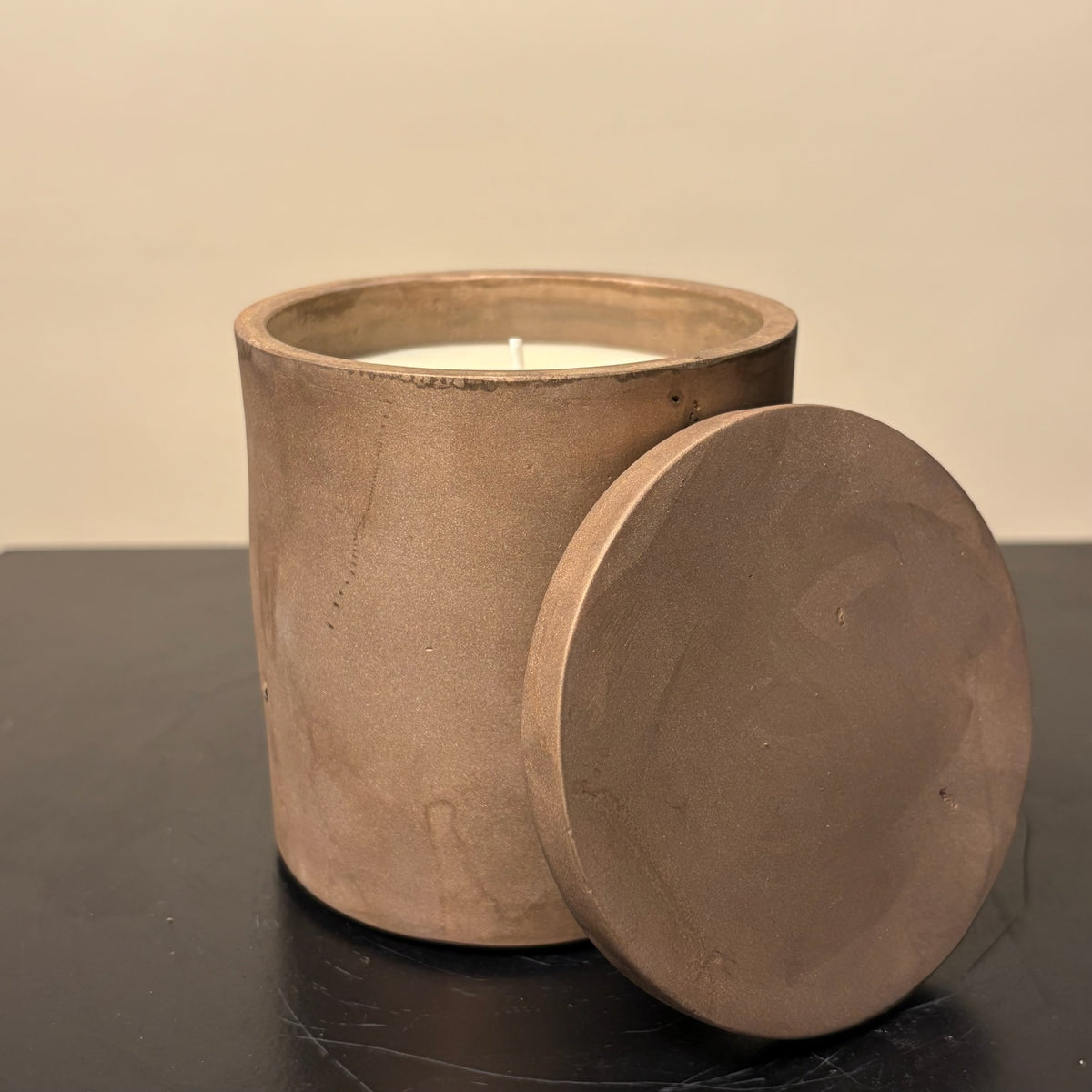 Solid Bronze Gardenia Candle 90
