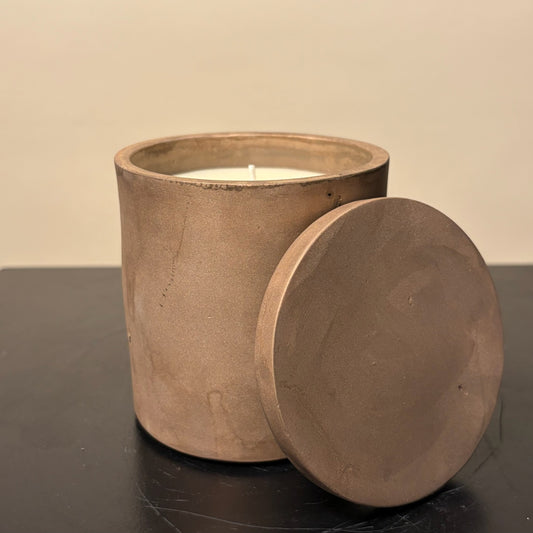 Solid Bronze Gardenia Candle 90