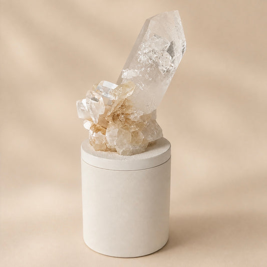 Quartz Crystal Generator w/Small Growths Gardenia Candle