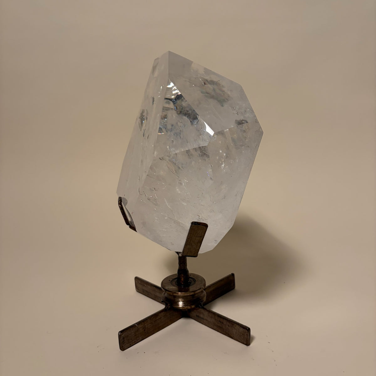 Lemurian Quartz Point On Stand 28 lbs