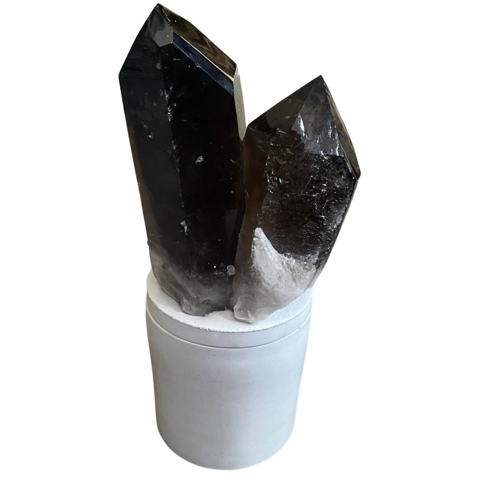 Smoky Quartz Generator Cluster Lid Gardenia Candle