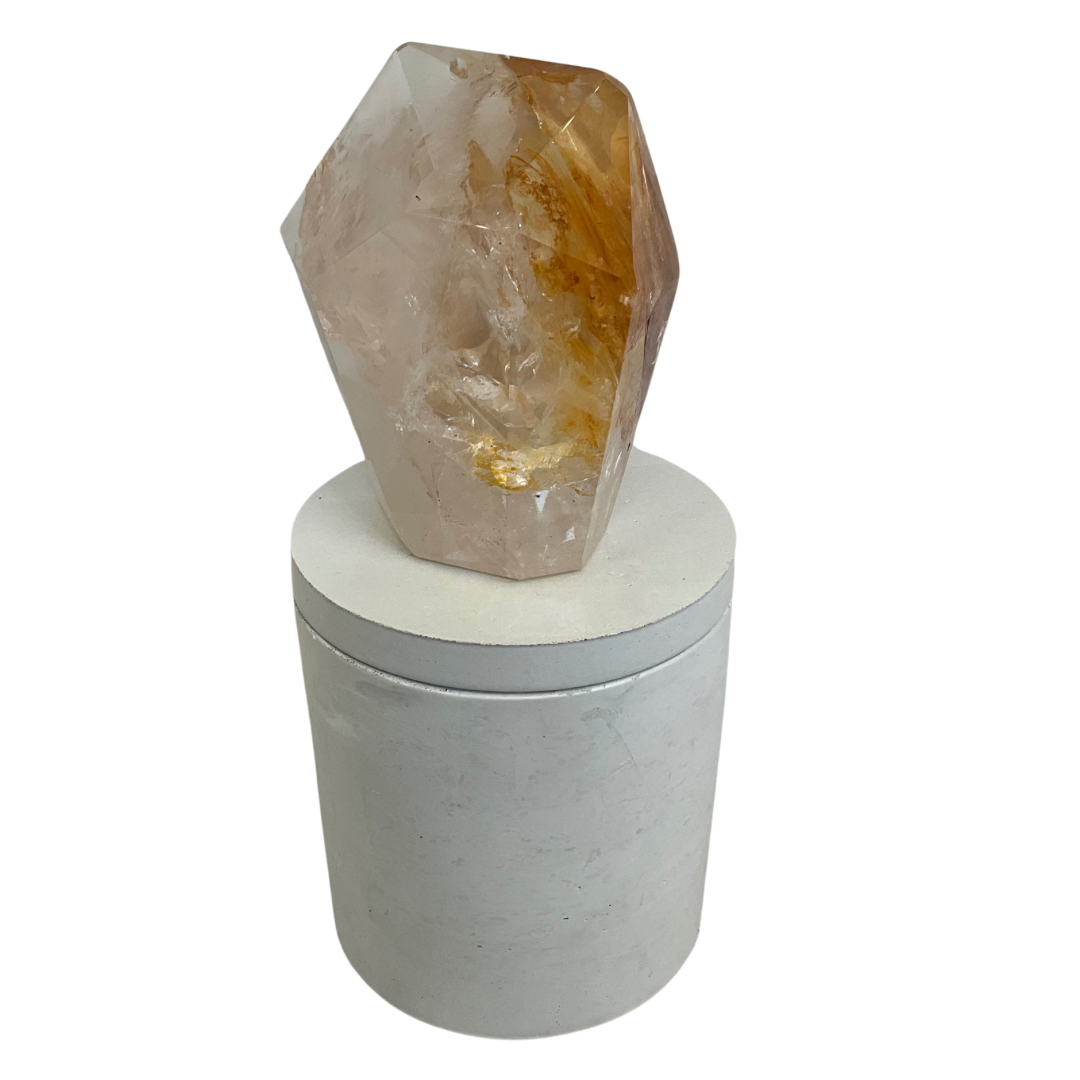 Quartz Crystal with Citrine Lid Gardenia Candle