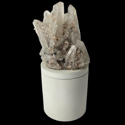Quartz Crystal Generator Cluster Lid Gardenia Candle