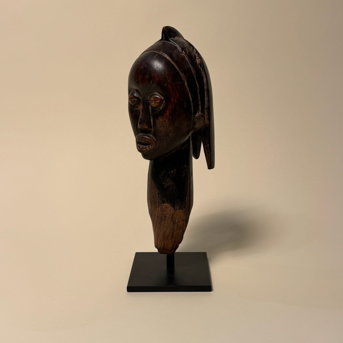 Fang Reliquary Female Head