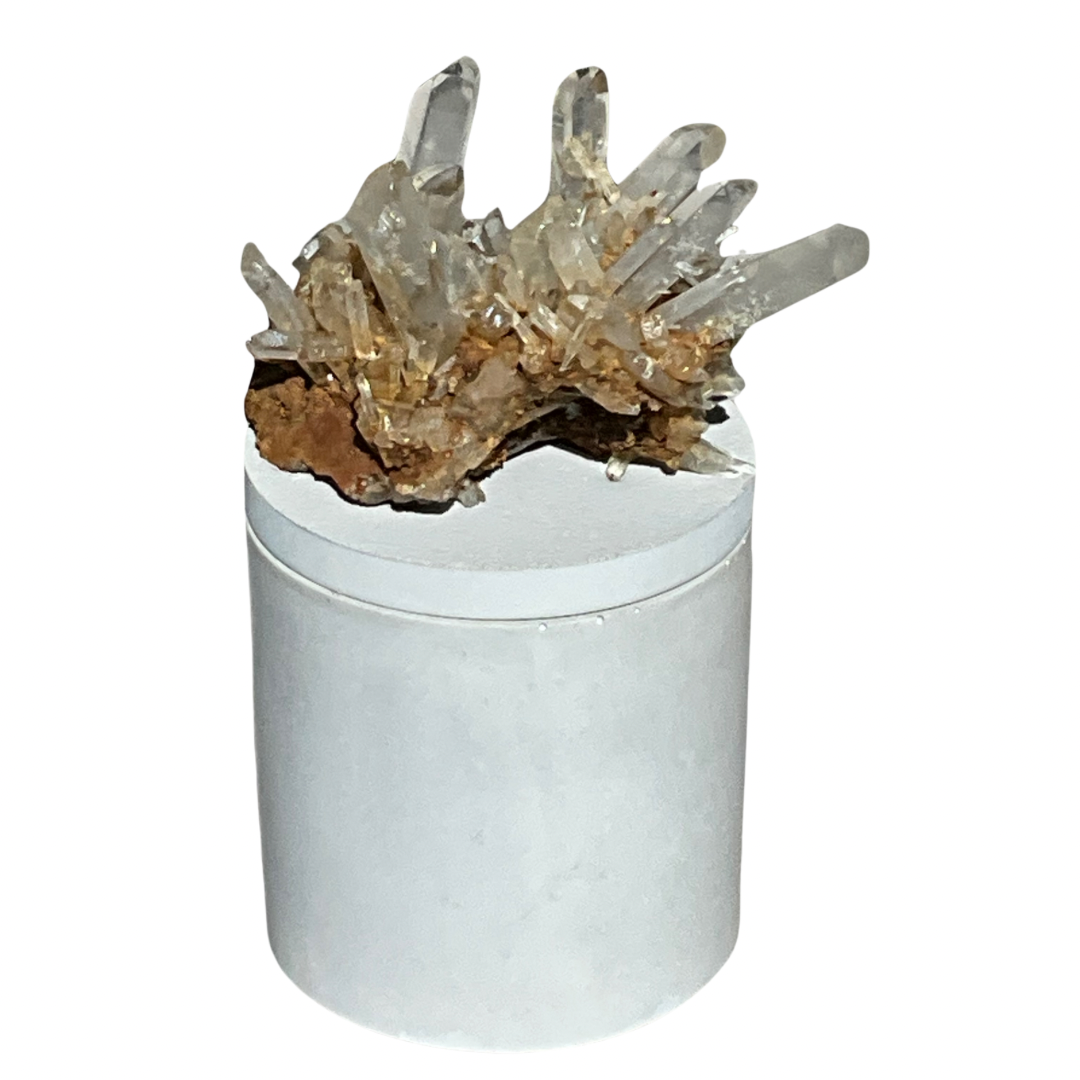 Abstract Quartz Crystal Generators Lid Gardenia Candle