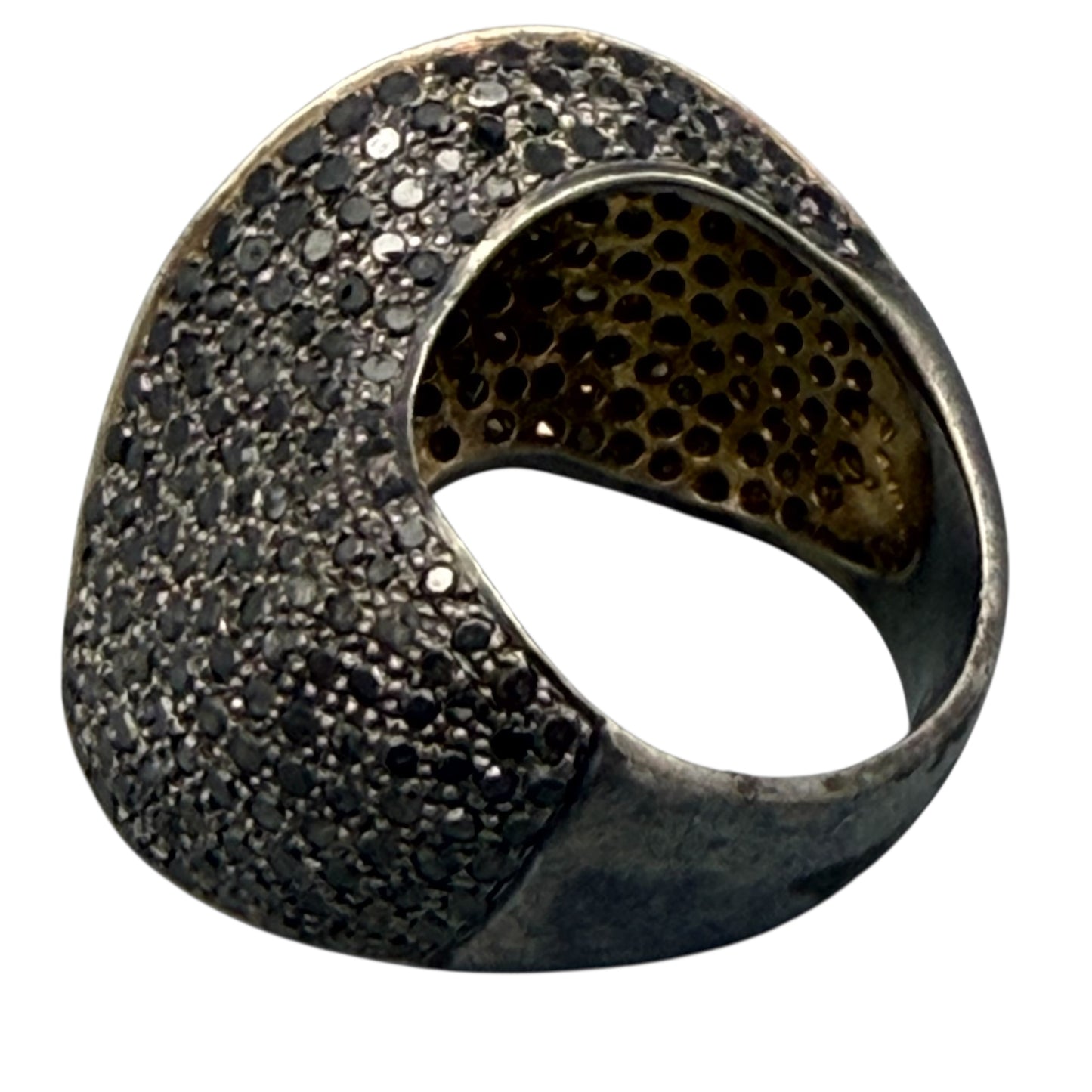 Wavy 3 Dimensional Ring with Black Diamonds