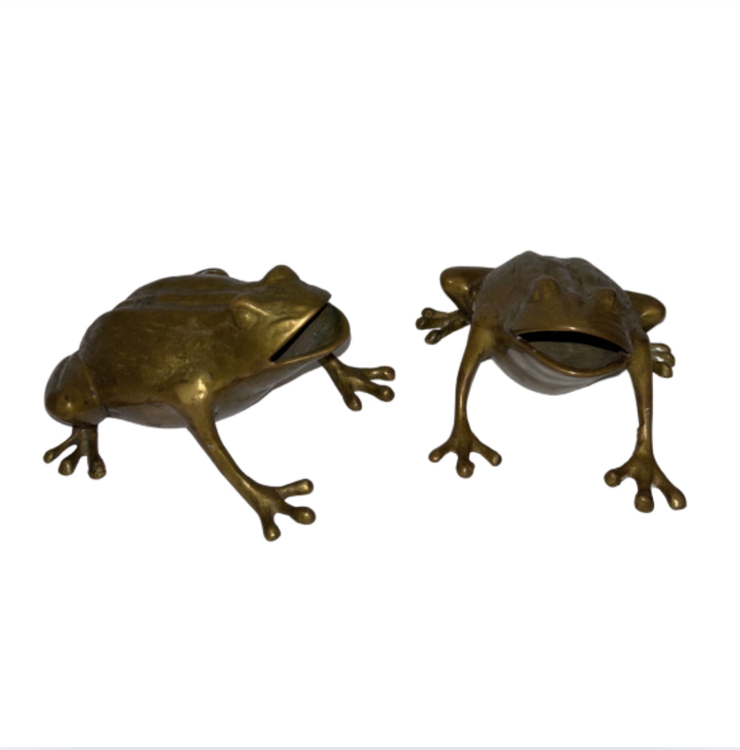 Pair of brass frogs