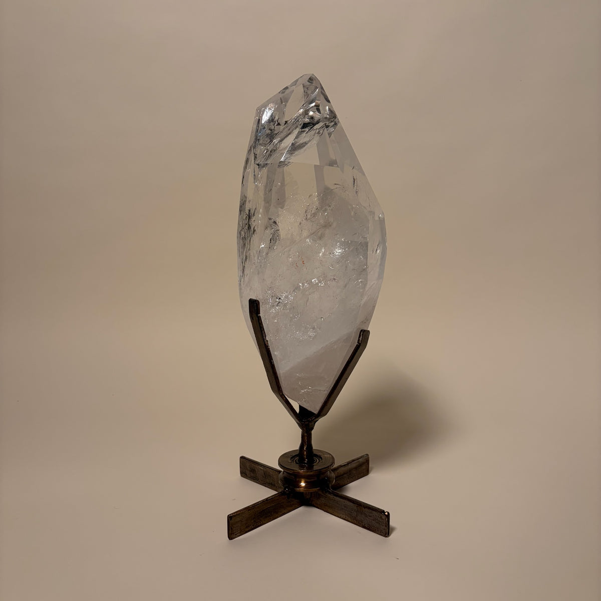 Lemurian Quartz Point Custom Stand 21lbs