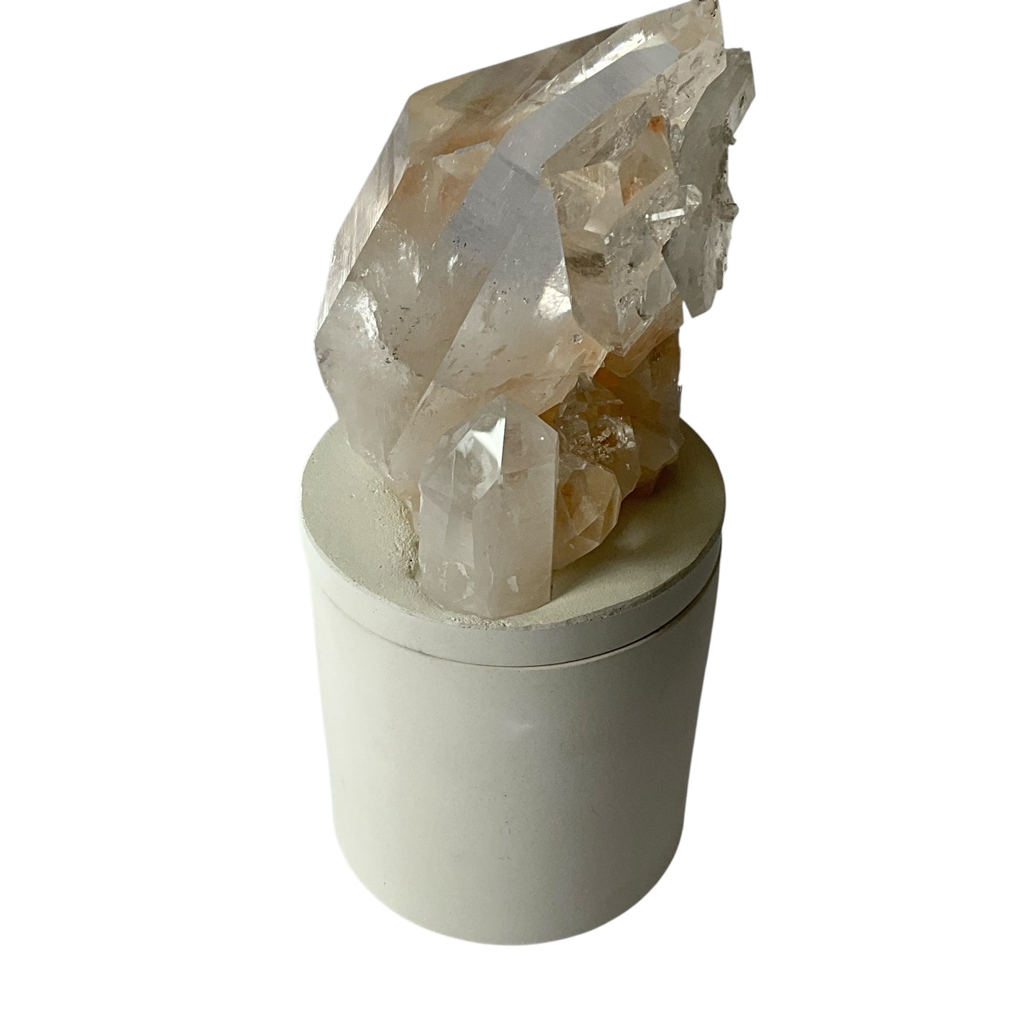 Quartz Crystal Generator Cluster Lid Gardenia Candle