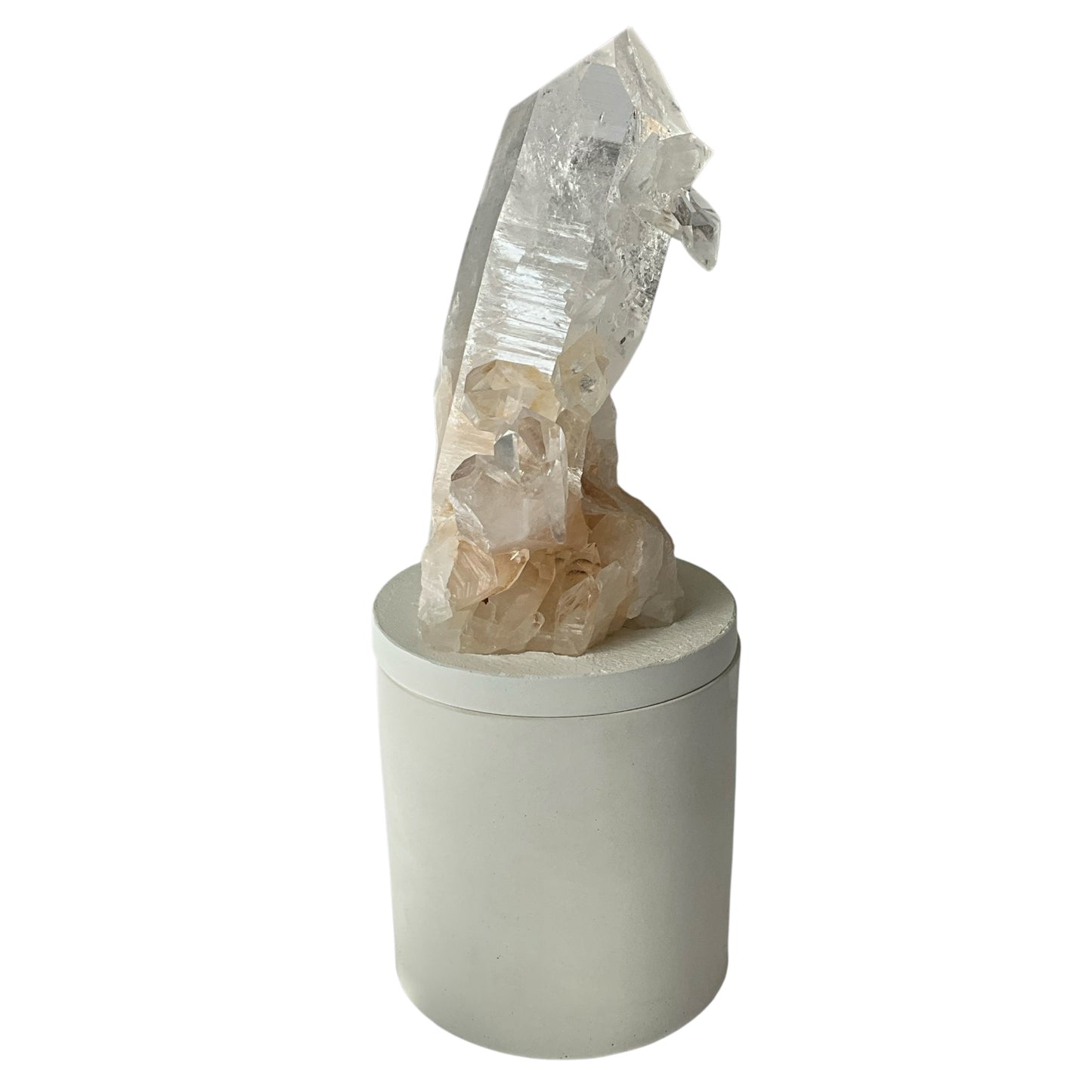 Quartz Crystal Generator w/Small Growths Gardenia Candle