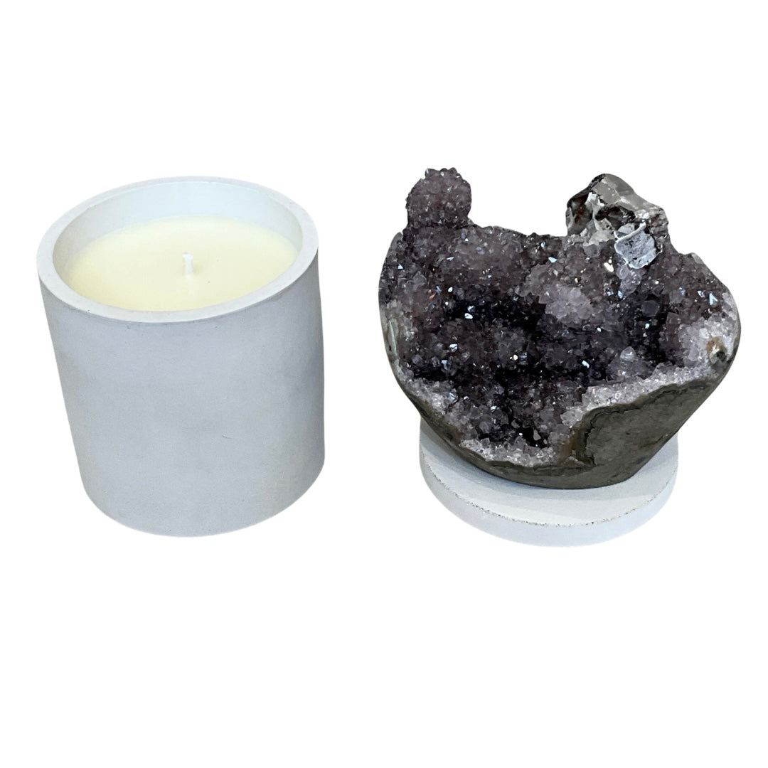 Abstract Amethyst Crystal Lid Gardenia Candle