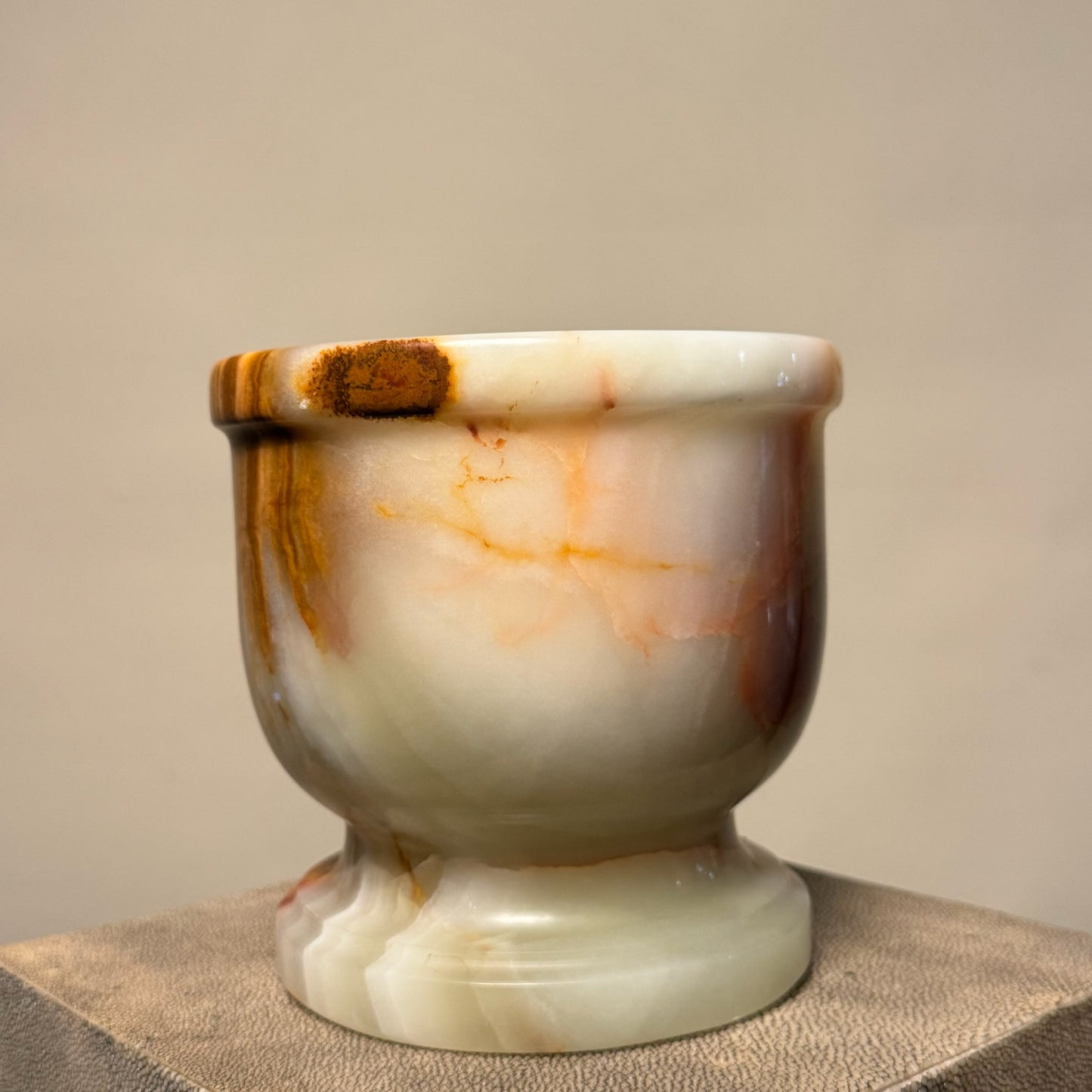 Onyx Marble Gardenia Candle 01
