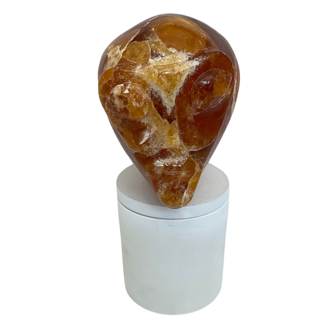 Alien Skull Carved Honey Calcite Lid Gardenia Candle