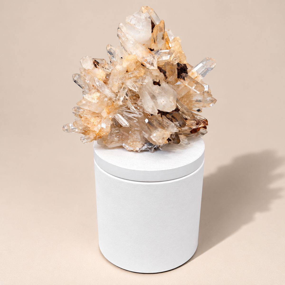 Quartz Crystal Cluster Lid Gardenia Candle