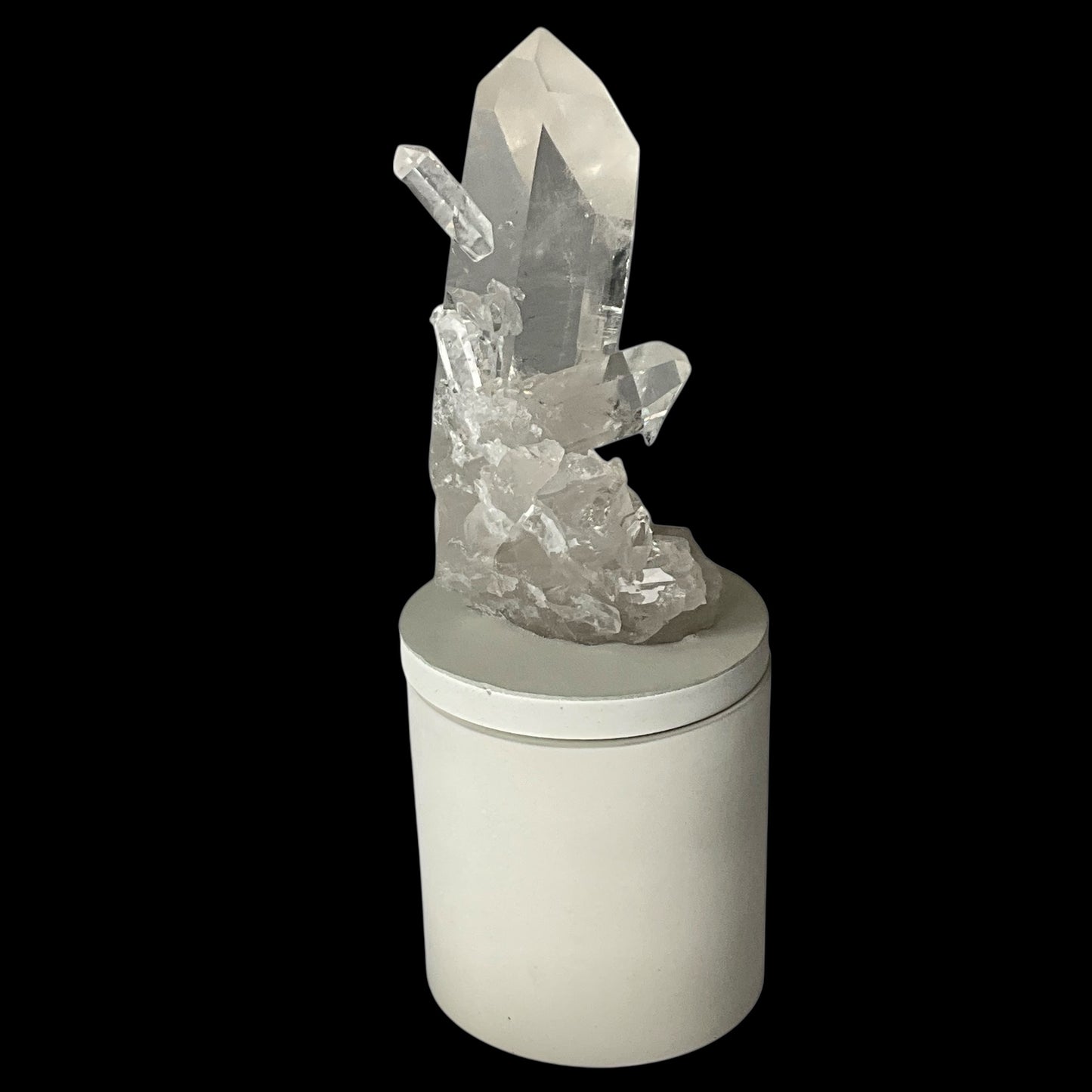 Quartz Crystal Generators Lid Gardenia Candle
