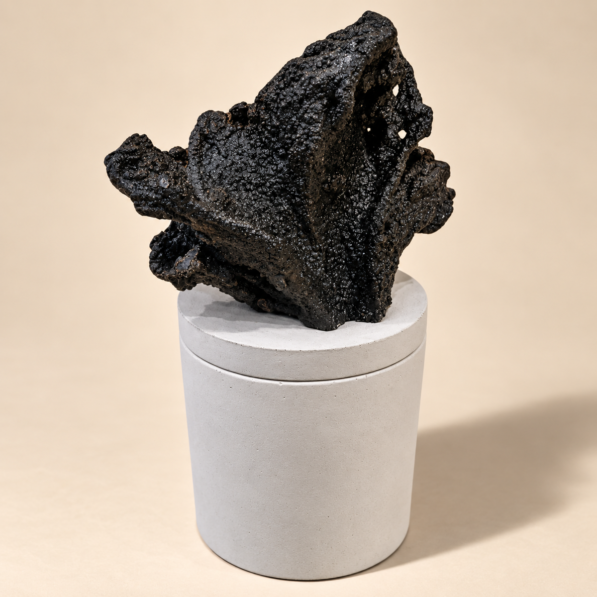 Abstract Black Jasper Lid Gardenia Candle