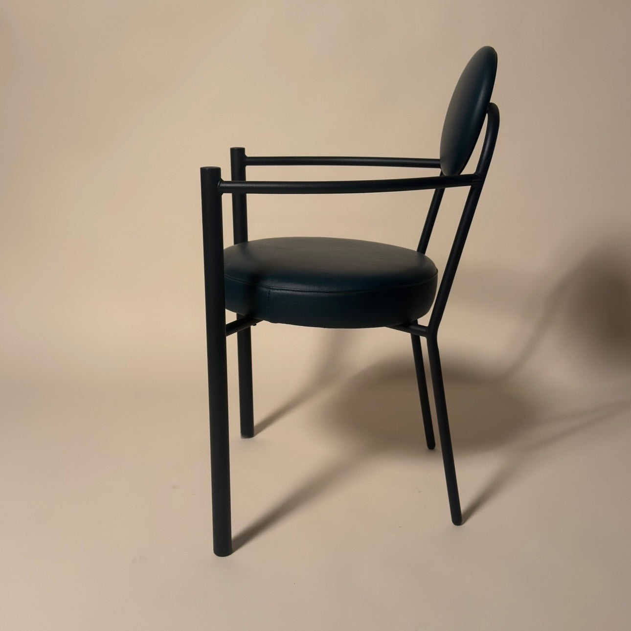 Amisco Memphis Design Chairs & Table