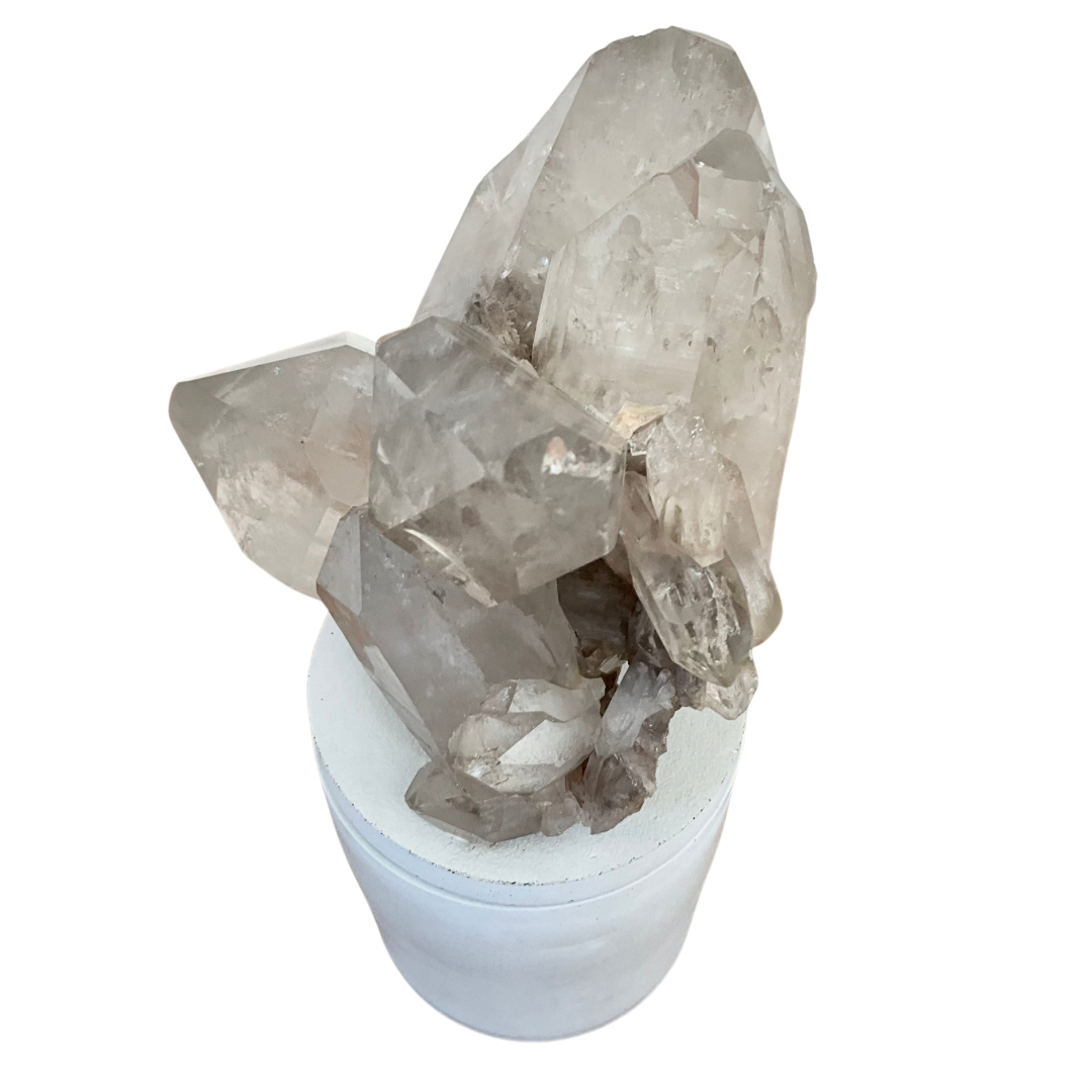 Quartz Crystal Cluster Lid Gardenia Candle