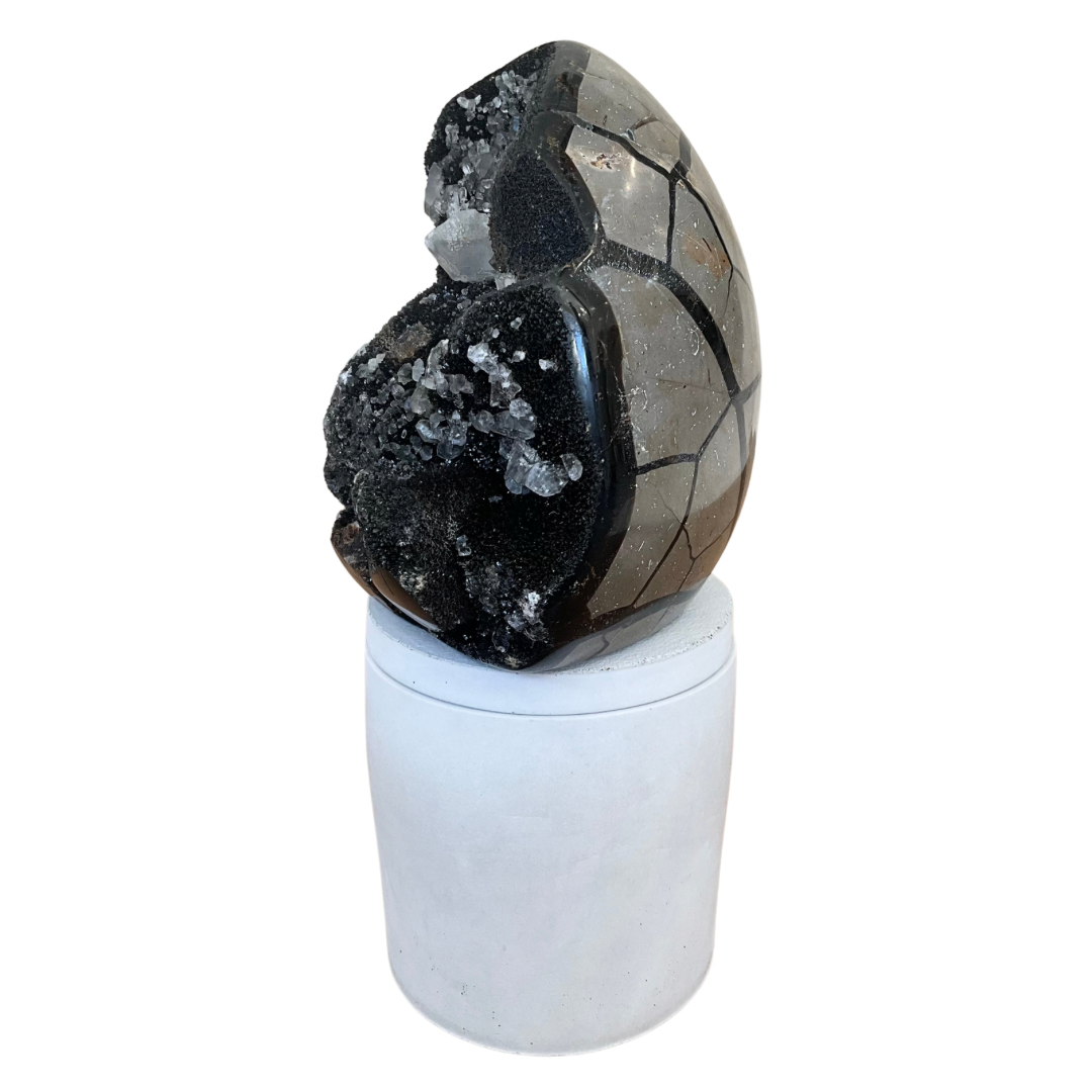 Septarian Dragon Egg with Quartz Lid Candle