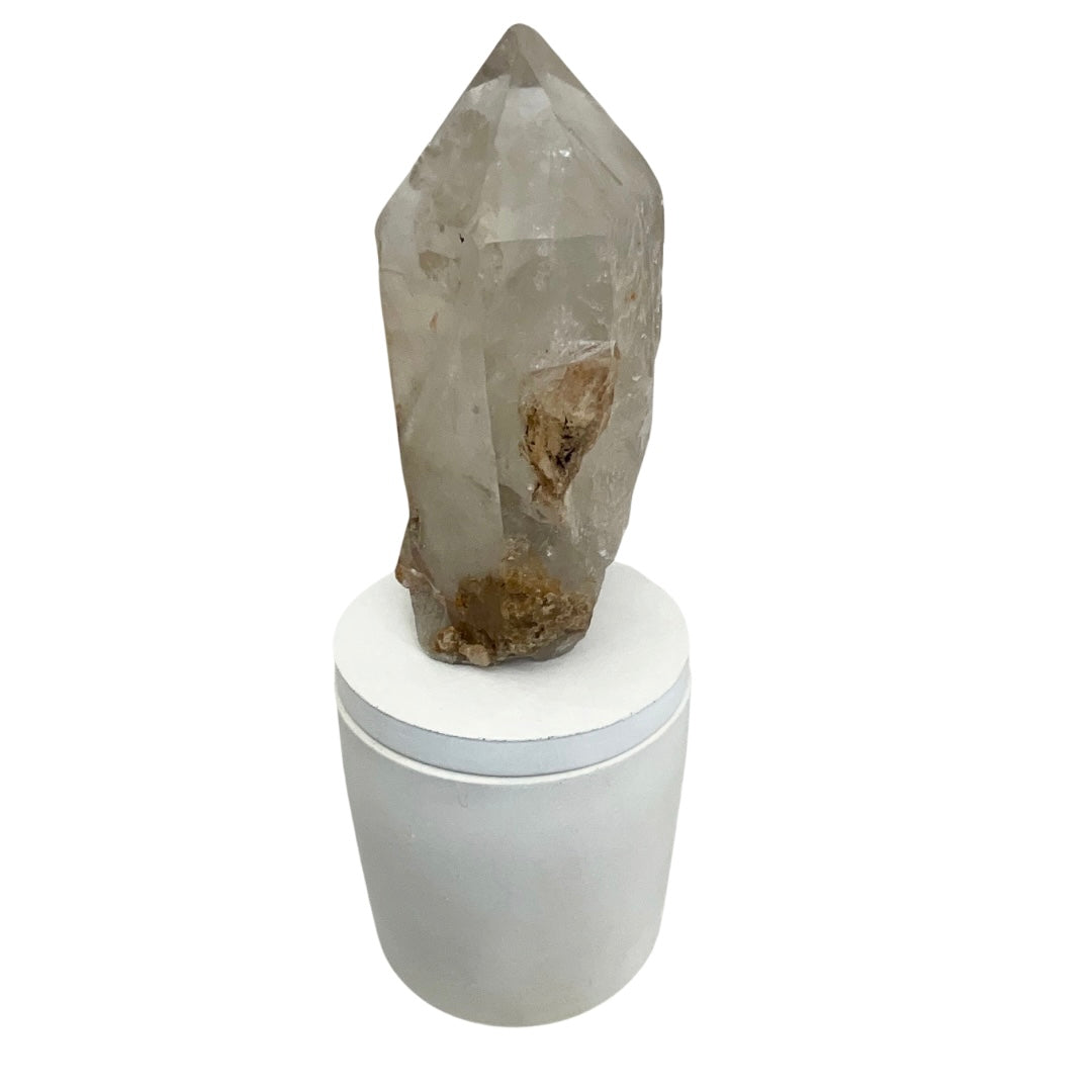 Abstract Quartz Crystal Generator Lid Gardenia Candle