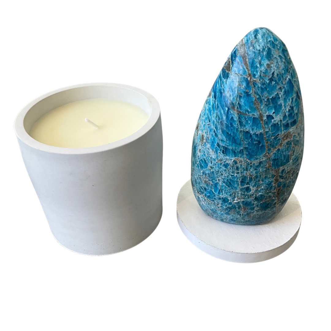 Blue Apatite Crystal Lid Gardenia Candle