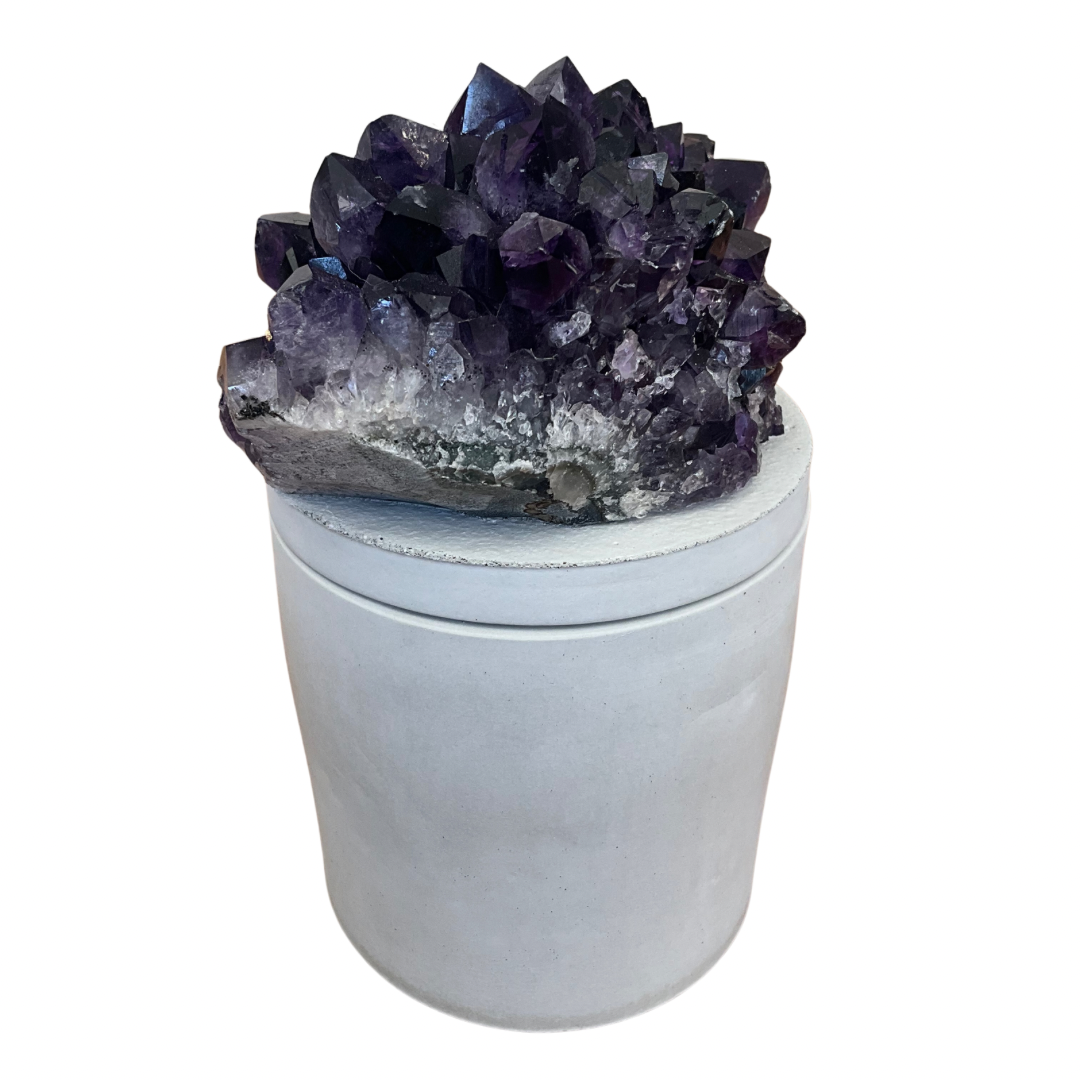 Amethyst Geode Crystal Lid Gardenia Candle 2