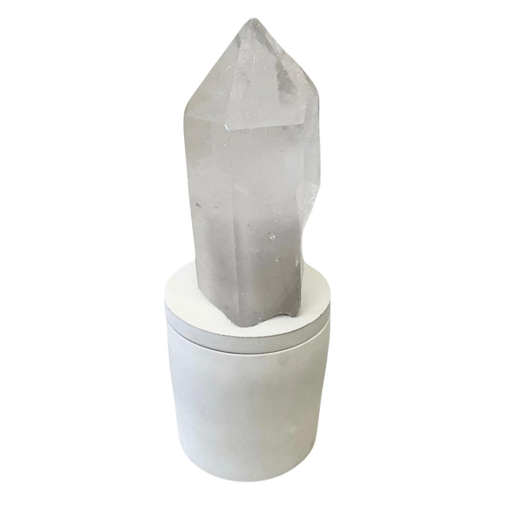 Quartz Crystal Generator Cluster Lid Gardenia Candle