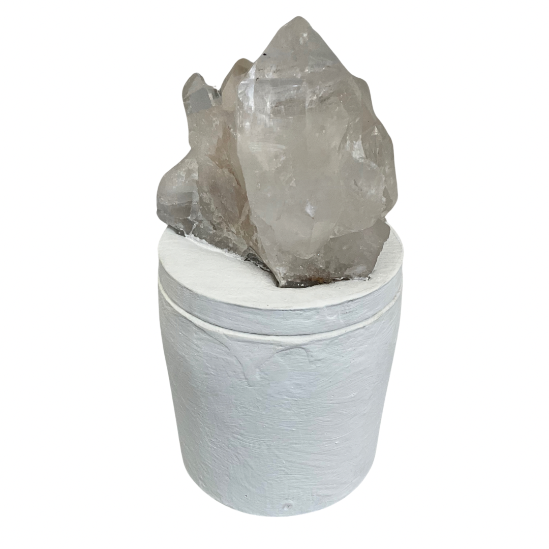 Quartz Crystal Cluster Lid Gardenia Candle