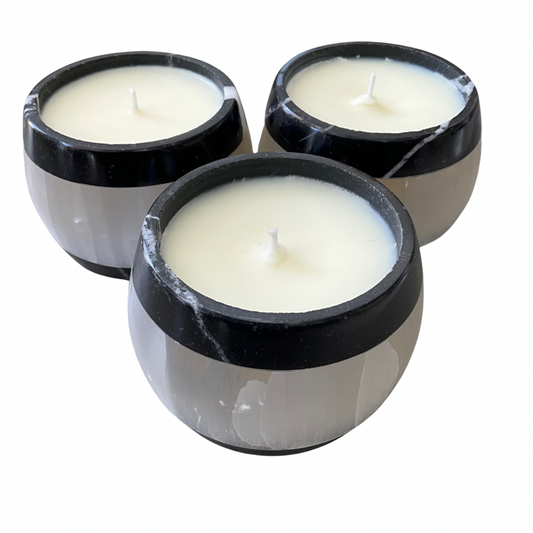 Medium Selenite & Black Stone Gardenia Candle