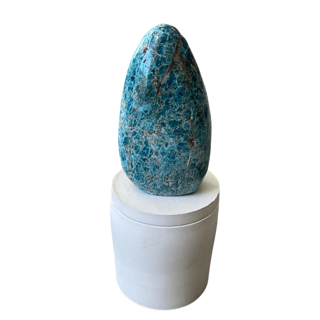 Blue Apatite Crystal Lid Gardenia Candle