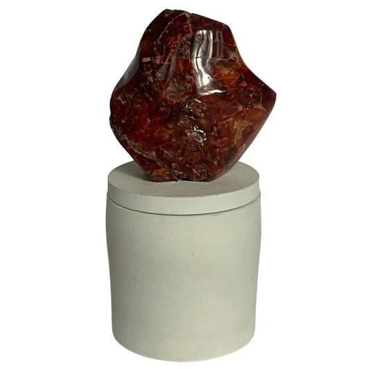 Carnelian Crystal Flame Crystal Lid Gardenia Candle