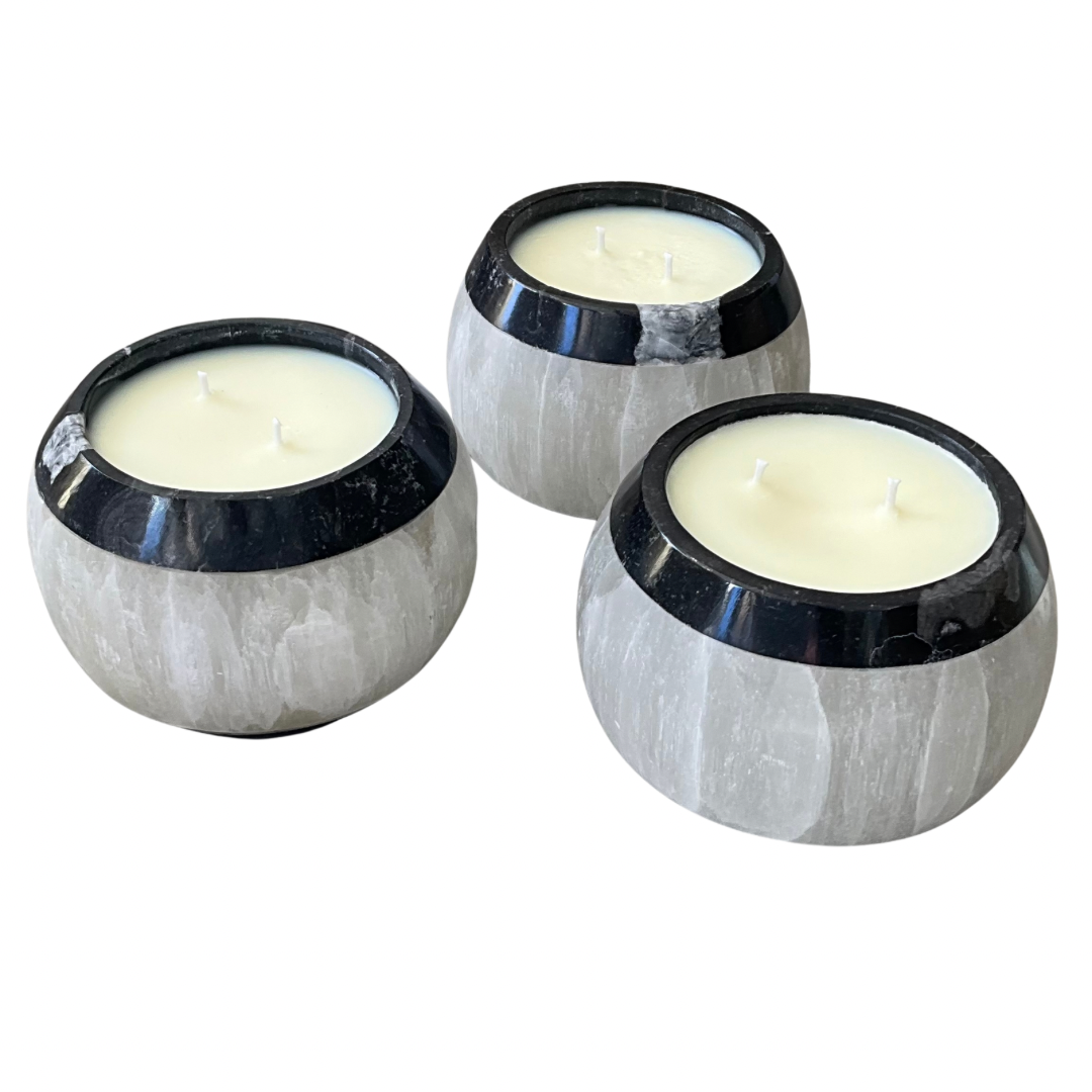 Large Selenite & Black Stone Gardenia Candle