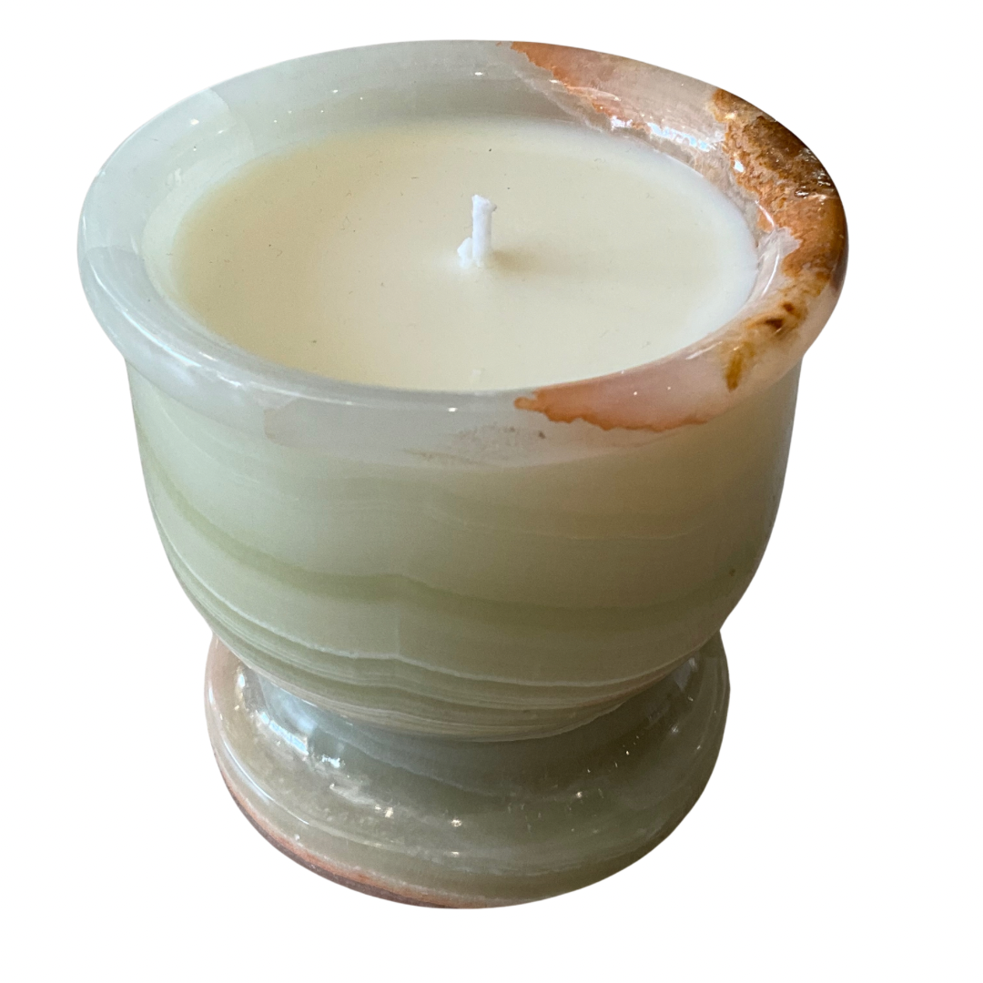 Medium Onyx Marble Gardenia Candle 10