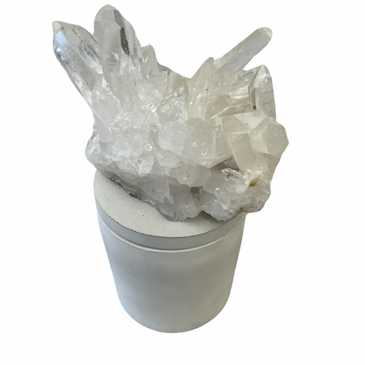 Quartz Crystal Generator Cluster Lid Gardenia Candle