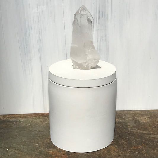 Quartz Crystal Generator Lid Candle